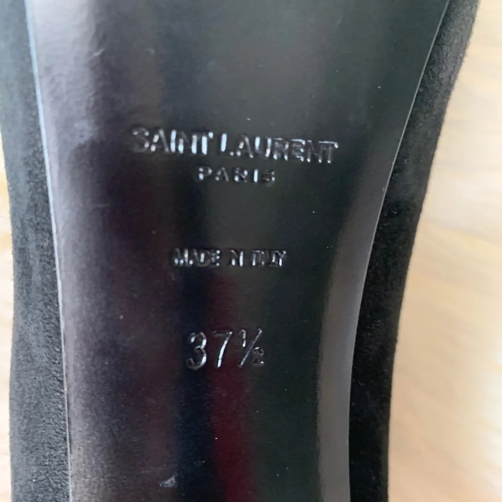 YSL 105 Cap Pump Black Suede/Patent